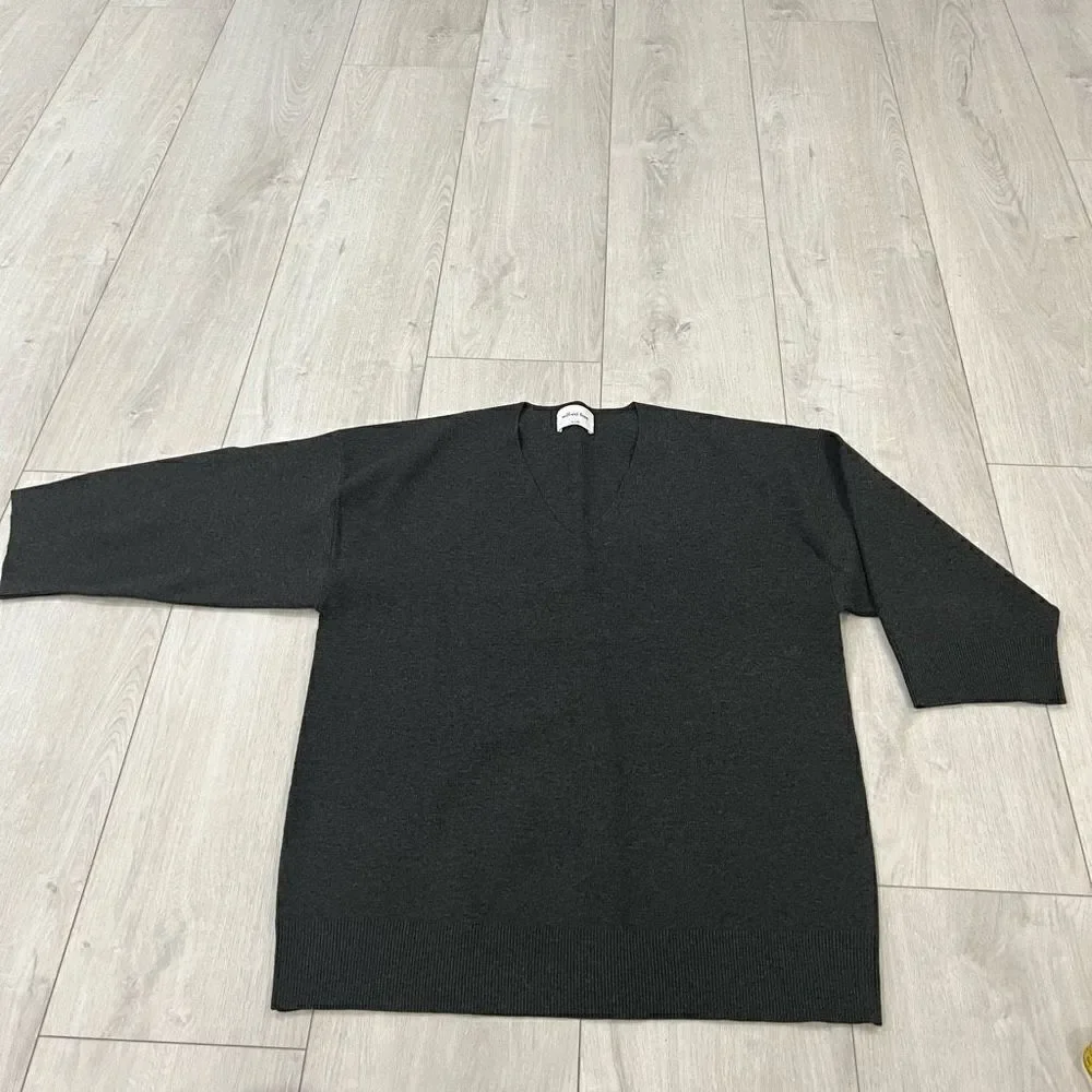 Wilfred women’s sweater size 2